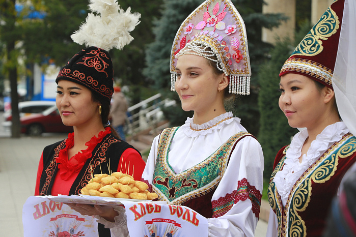 Добро пожаловать в Славянский!