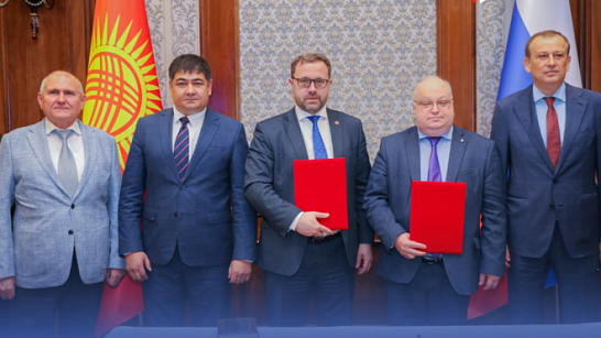 Kyrgyz-Russian Slavic University and Leningrad State University signed a Memorandum of Cooperation