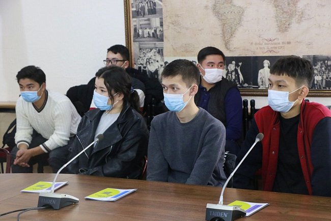 Skoltech professor Ildar Gabitov will give lectures on photonics for doctors KRSU