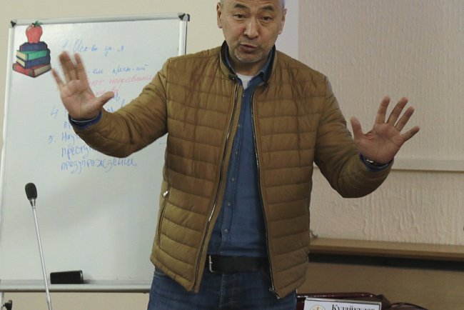 KRSU students were told about the possibilities for strategic development of the EAEU industrial policy