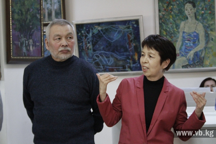 Walking with a critical city dweller. We look at the city through the eyes of an art critic