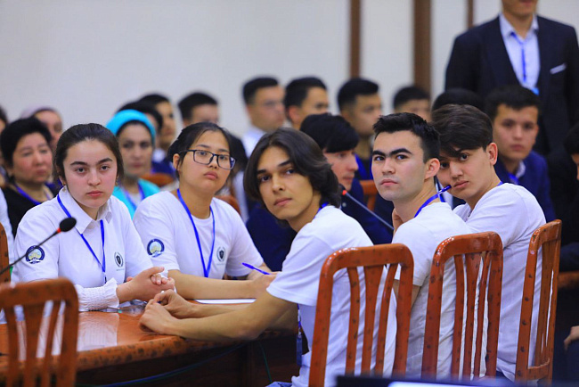 Блеснули в Андижане!