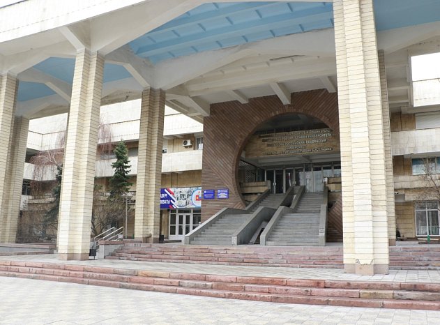 КРСУ жаңы кампус курууну каалайт