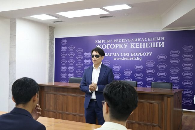 Future doctors of KRSU visited the Jogorku Kenesh