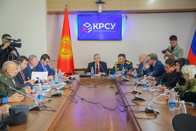 В КРСУ прошла Международная конференция, посвященная 80-летию Победы: вклад народов союзных республик в разгром фашизма