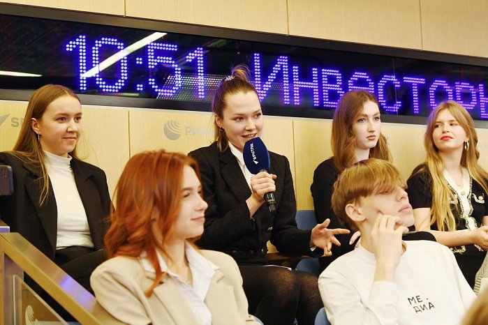 KRSU student Yana Krainyukova took part in a press conference of the Minister of Science and Higher Education of the Russian Federation