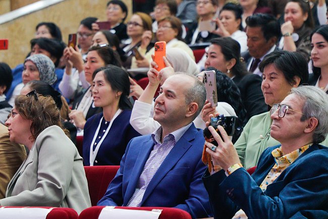 An international forum on bilingual education has started in Bishkek
