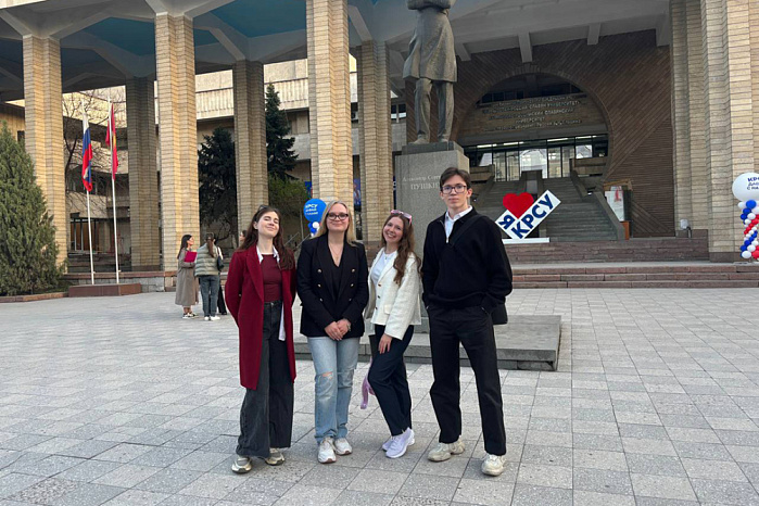 Student of the program «Modern Oriental Studies» Alisa Koteneva presented the study at the International Expert Session at KRSU