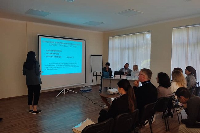 September 14 in the Central District «Rainbow» village. Sary-Oy Issyk-Kul held sections of the International Youth Analytical Congress