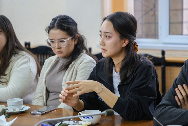 Warm meeting with the Russian Ambassador: student activists KRSU were inspired by the example of Sergei Vakunov