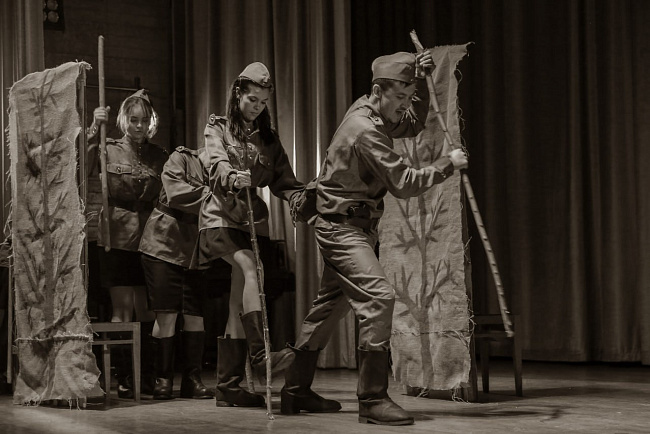 В КРСУ готовятся к премьере трогательной постановки «А зори здесь тихие…»