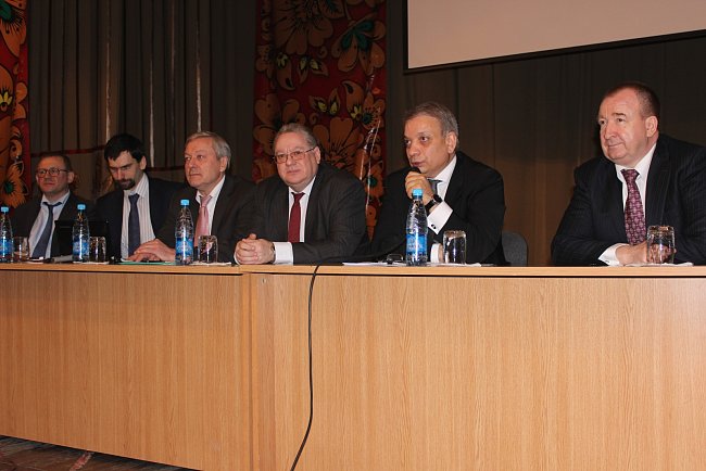 Форумдар, конференциялар, тегерек столдор. Ретроспективалык