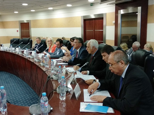 Will the Russian language lingua franca remain in the science of post-Soviet countries?