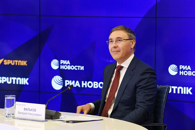 Студентка КРСУ Яна Крайнюкова приняла участие в пресс-конференции Министра науки и высшего образования РФ