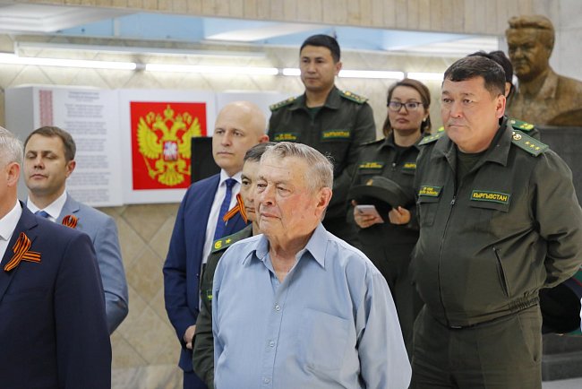 «Every heart beat like Brest»: KRSU handed over the book as part of the «Victory Relay along the state borders of the CIS»