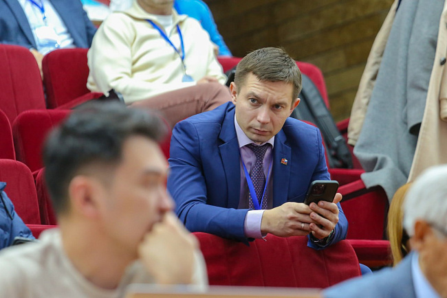 Партнёрский день стратегической сессии КРСУ: объединение усилий ради будущего
