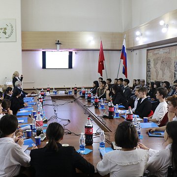 School of young analyst at KRSU