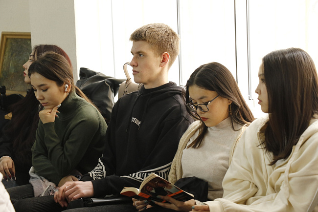 В КРСУ подвели итоги конкурса рефератов об Иране