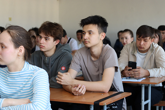 На юридическом факультете КРСУ прошла гостевая лекция профессора УрГЮУ