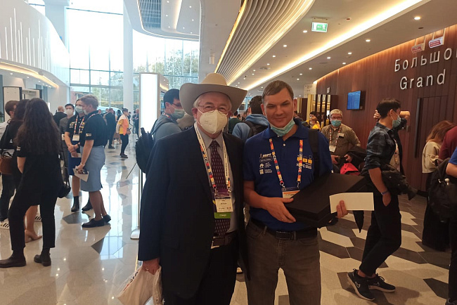 Две команды КРСУ представят вуз в четвертьфинале регионального турнира ICPC