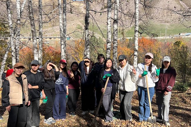KRSU for the environment: cleanup day in the Kegeti gorge
