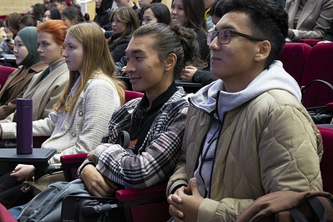 On the diplomacy of sovereign Kyrgyzstan: Ambassador-at-Large of the Ministry of Foreign Affairs of the Kyrgyz Republic K. Kabaev gave a lecture for FMO students