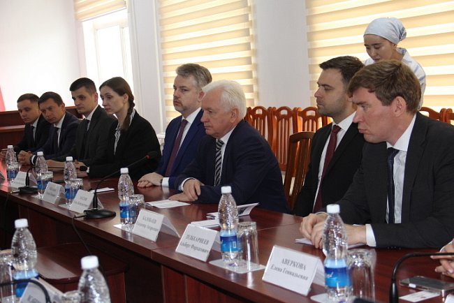 A delegation from Russia visited the Naryn region: KRSU and Naryn State University signed a cooperation agreement