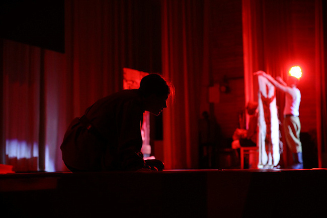 «А зори здесь тихие»: когда зал встаёт и аплодирует сквозь слёзы