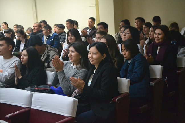 A conference dedicated to the 80th anniversary of KRSU professor Zakir Kamarli was held in Bishkek