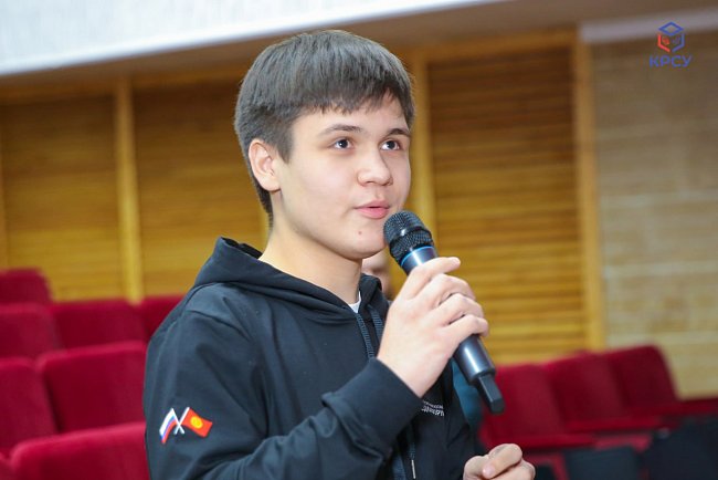 Second day of the Russian-Kyrgyz media forum at KRSU — intensive educational start