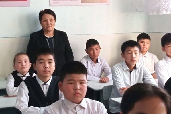 KRSU helped an Osh school to open a Russian language classroom