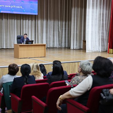 Development dialogue: a meeting between the rector and the teaching staff was held at KRSU