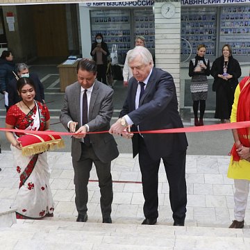 Heritage of Peoples: an exhibition has opened at KRSU as part of the Cross Year of Culture and Friendship between the Kyrgyz Republic and India