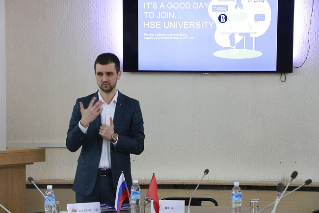 Представители «Высшей школы экономики» посетили КРСУ