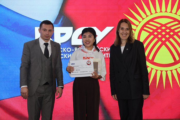 Deputy Minister of Science and Higher Education of the Russian Federation Olga Petrova presented certificates to graduates of the program «I — counselor»