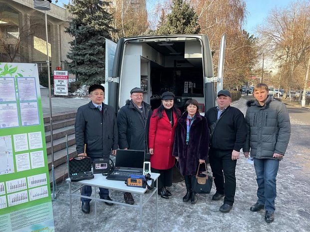 Бишкекте экологиялык абалды көзөмөлдөөчү автолаборатория пайда болду