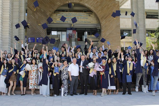 Architects of the future: KRSU hosted the graduation of the Faculty of Architecture, Design and Construction