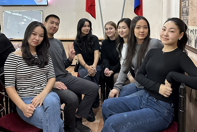 Студенты-журналисты КРСУ одержали победу в викторине «Один пояс, один путь – вперед к знаниям»