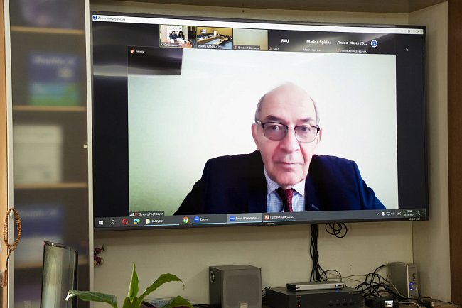 On the potential of young researchers: the III Eurasian Analytical Forum has ended