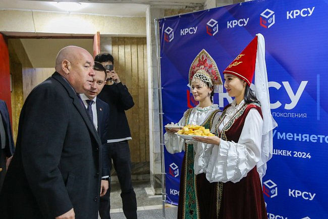Mikhail Shvydkoy met with students of KRSU: culture, technology and the future of cooperation