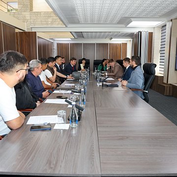 KRSU discussed infrastructure development and personnel training with representatives of the Kyrgyz-Chinese holding
