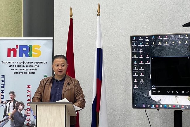 To help architects and designers: a round table was held at FADIS on the digital storage of creative works