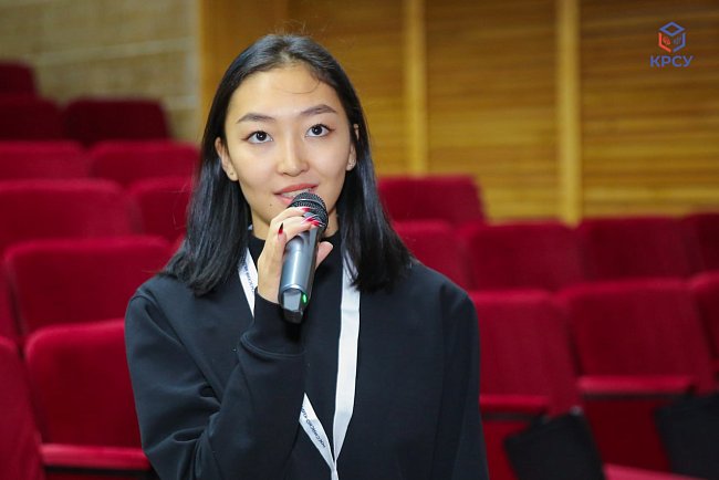 Second day of the Russian-Kyrgyz media forum at KRSU — intensive educational start