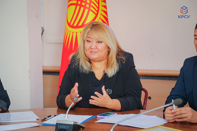 В КРСУ прошел конкурс эссе для студентов кафедры МО и политологии