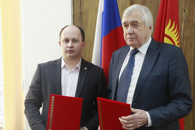 Сотрудничаем с Сибирским федеральным университетом!