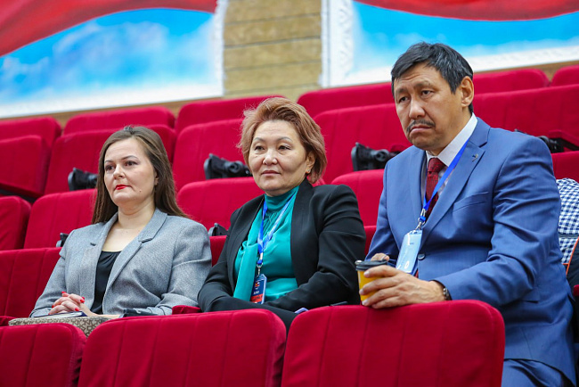 В КРСУ стартовала стратегическая сессия: путь к развитию до 2030 года
