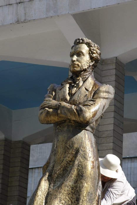 KRSU restored the monument to A.S. Pushkin