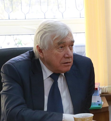 New Year's greetings from the rector of KRSU Vladimir Nifadiev