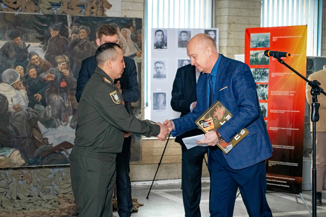 Kyrgyz-Russian Slavic University held a photo exhibition «80 years of the Battle of Stalingrad»