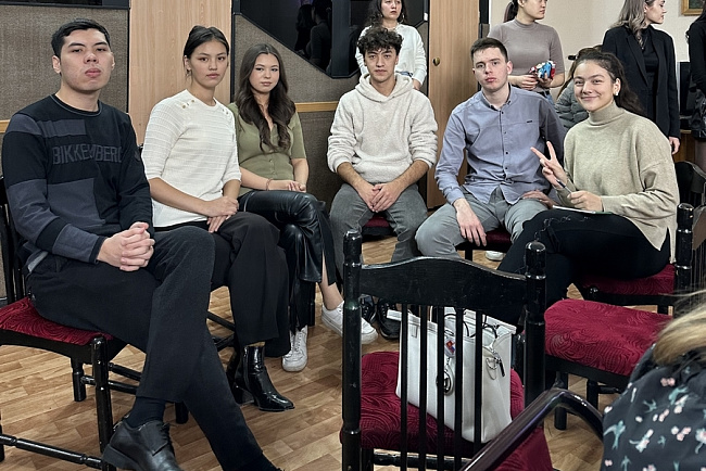 Студенты-журналисты КРСУ одержали победу в викторине «Один пояс, один путь – вперед к знаниям»